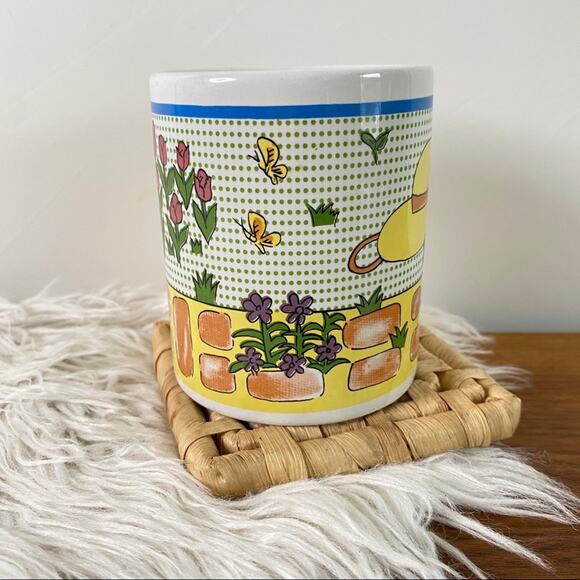 Vintage Kitsch Cottagecore Gardening Coffee Mug - Picture 2 of 6
